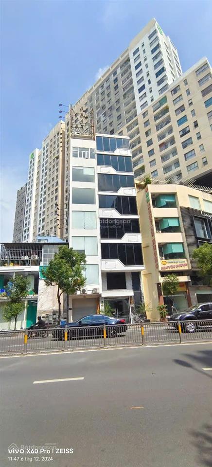 Khan hiếm  bán nhà mt nguyễn văn trỗi, dt 9m x 15m, kc 7 tầng + tm, hđt 130tr/tháng, giá 50 tỉ
