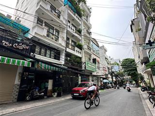 Ngộp bank  bán nhà mt ngay phan đình phùng, dt 5mx20m, kc 4 tầng, từ 25 tỉ còn 16.8 tỉ còn bớt
