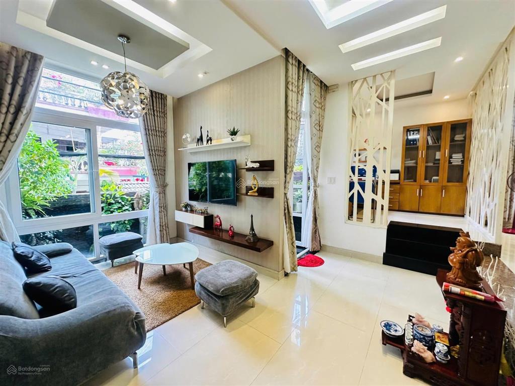 Giảm 5 tỉ  bán gấp nhà góc 2mt cộng hòa, dt 7m x 15m, kc 5 tầng + gara, hạ giá sâu còn 16 tỉ