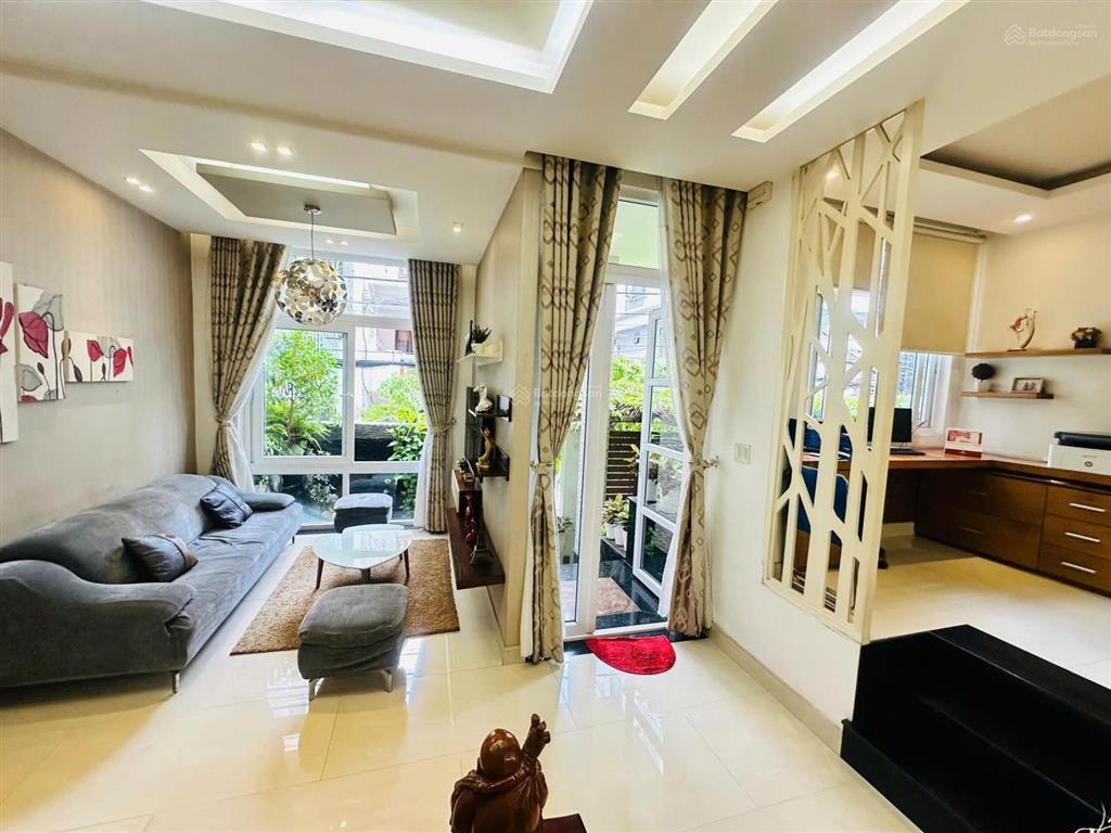 Giảm 5 tỉ  bán gấp nhà góc 2mt cộng hòa, dt 7m x 15m, kc 5 tầng + gara, hạ giá sâu còn 16 tỉ