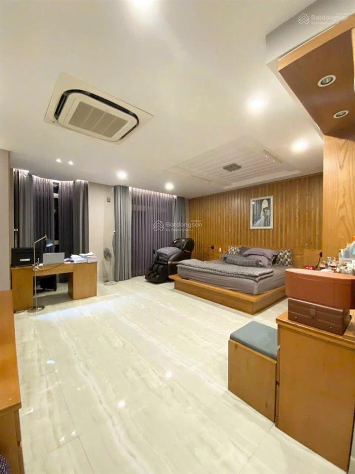 Giá rất tốt  bán nhà hẻm 38/nguyễn văn trỗi, dt 7mx30m  cn 170m2  kc 4 tầng, giá 39.9 tỉ