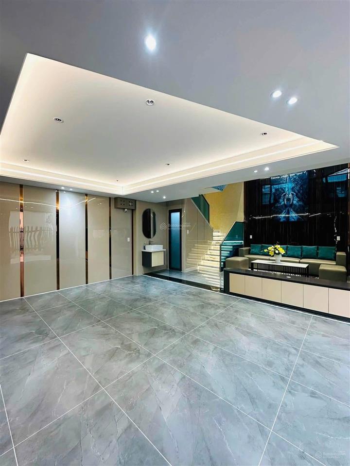 Chính chủ cần bán gấp nhà hxt lê văn sỹ, dt  10m x 15m, cn  150m2, kc  3 tầng, giá  25 tỉ tl.