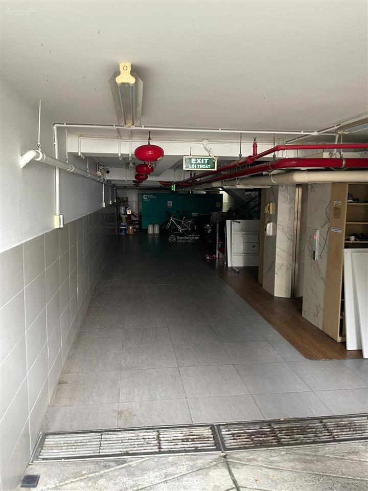 Bán tòa nhà ngay mt nguyễn văn trỗihầm + 7 tầng( 8mx20m ),dtsd  600m2, tn 150tr/th,giá  52.5 tỉ