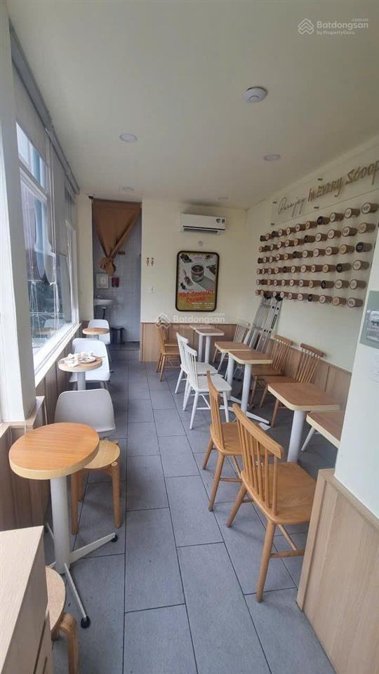 Chỉ 19 tỷ  bán nhà mt huỳnh văn bánh, dt 7mx14m, tn 480tr/năm, kc 2 tầng   0934 446 ***