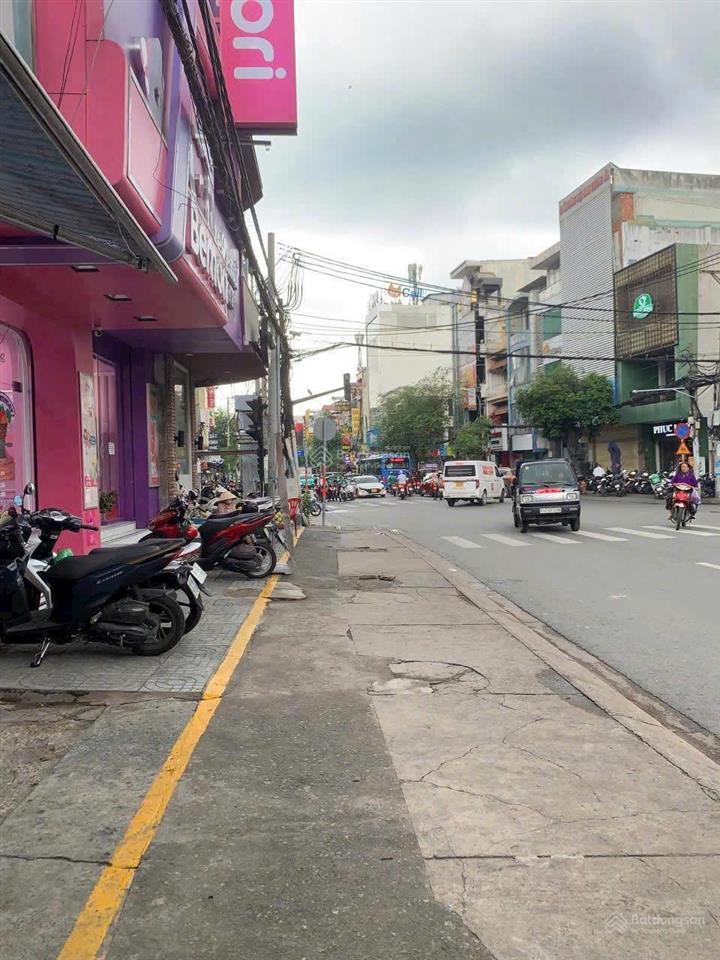 Giá rất tốt  bán nhà mt lê văn sỹ, dt 5mx25m, cn 120m2, kc 5 tầng, tn 600tr/năm, giá 25 tỷ