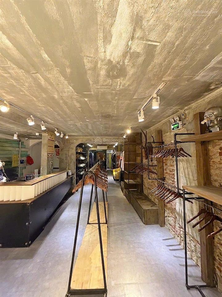 Chính chủ bán cc tầng 1 khu tt khương thượng,2 mặt tiền kd, dòng tiền 20tr/ tháng