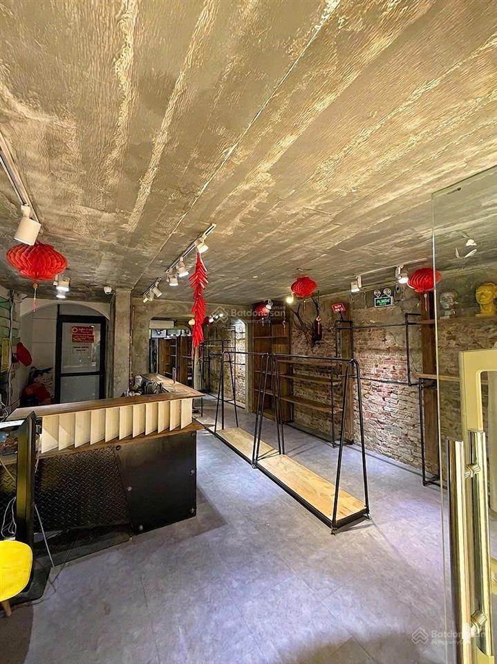 Chính chủ bán cc tầng 1 khu tt khương thượng,2 mặt tiền kd, dòng tiền 20tr/ tháng