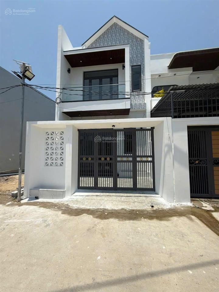 Nhà mới tinh  giá chỉ hơn 1,6 tỷ tại diên lạc