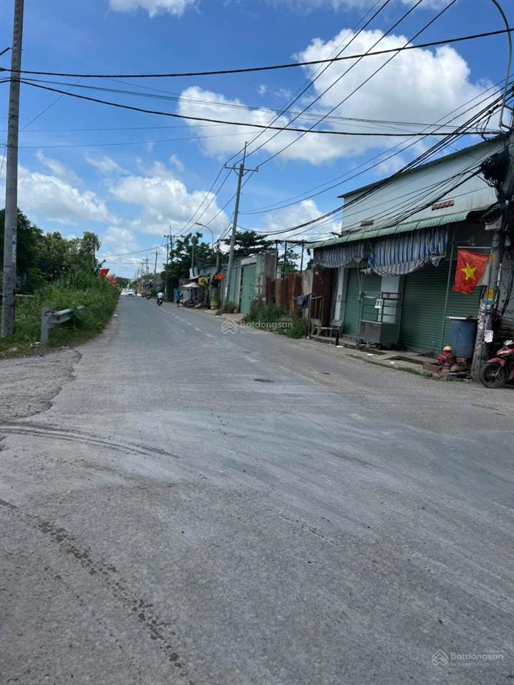 Bán 1000m2 đất hai mặt tiền kênh trung ương, vĩnh lộc a