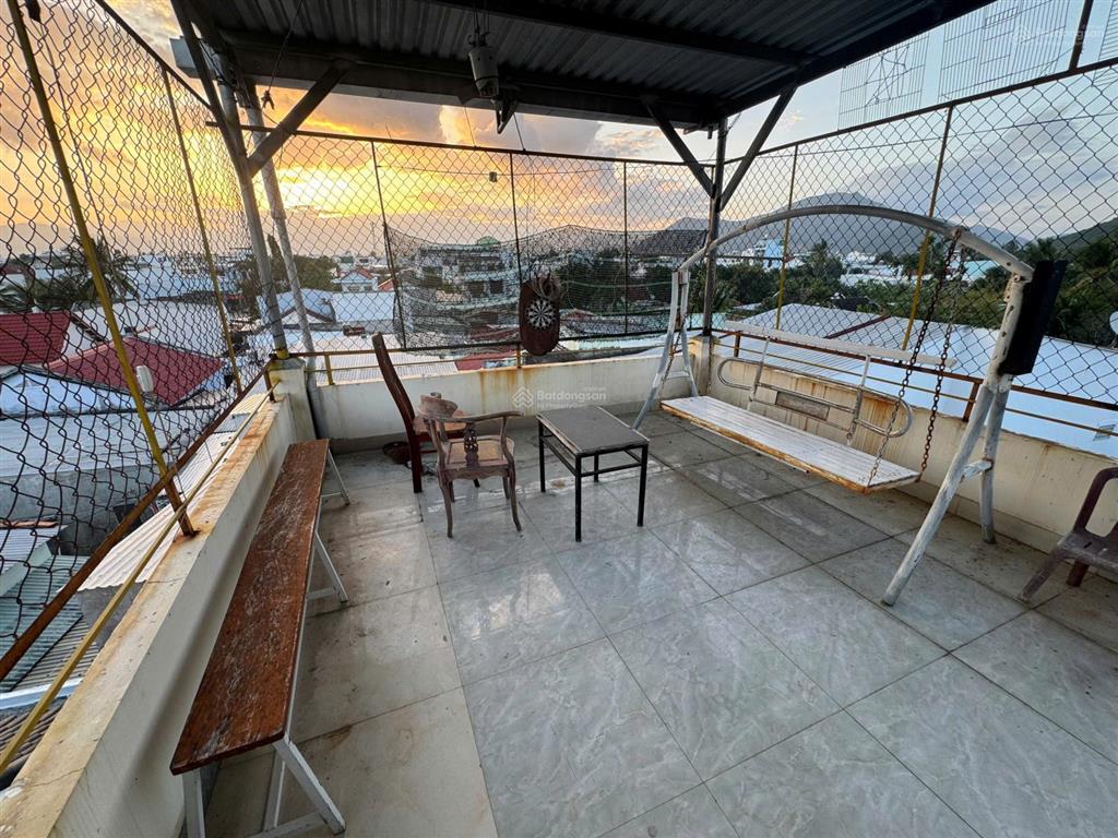 Bán nhà mặt tiền đường phú nông, tp nha trang, khánh hoà.