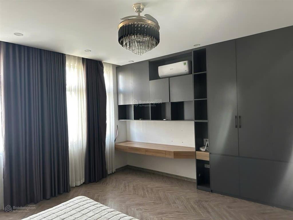 Cho thuê biệt thự 5 tầng full đồ nội thất đẹp, phù hợp ở và kinh doanh giá 30 triệu bao phí dịch vụ
