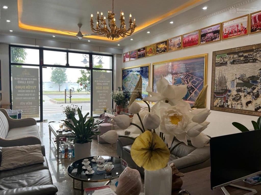 Cho thuê căn shophouse sao biển hoàn thiện full có thang máy giá 24 triệu