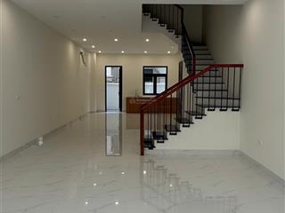 Cho thuê liền kề hoàn thiện 2 tầng ha02 có phòng ngủ giá 20 triệu/tháng