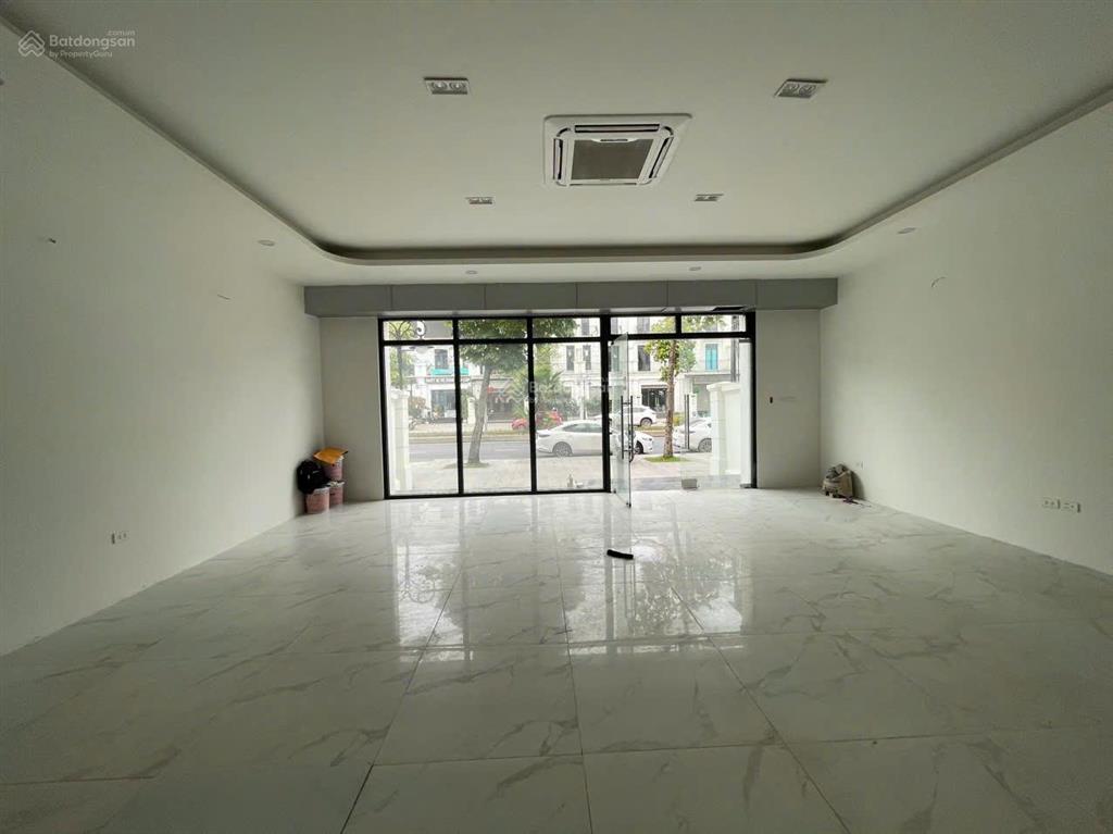 Cho thuê liền kề hải âu 3,5 tầng hoàn thiện trục văn phòng giá 22 triệu bao phí dịch vụ