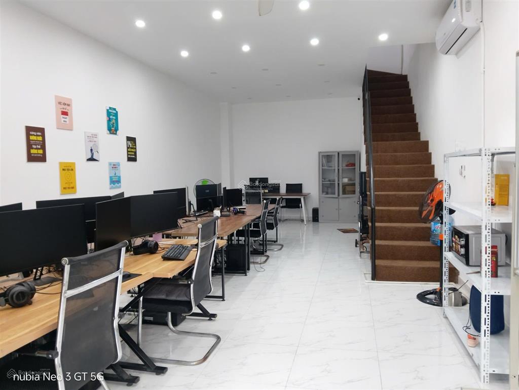 Cho thuê shophouse hoàn thiện 3 tầng 15 triệu tại vinhomes ocean park gia lâm, hà nội