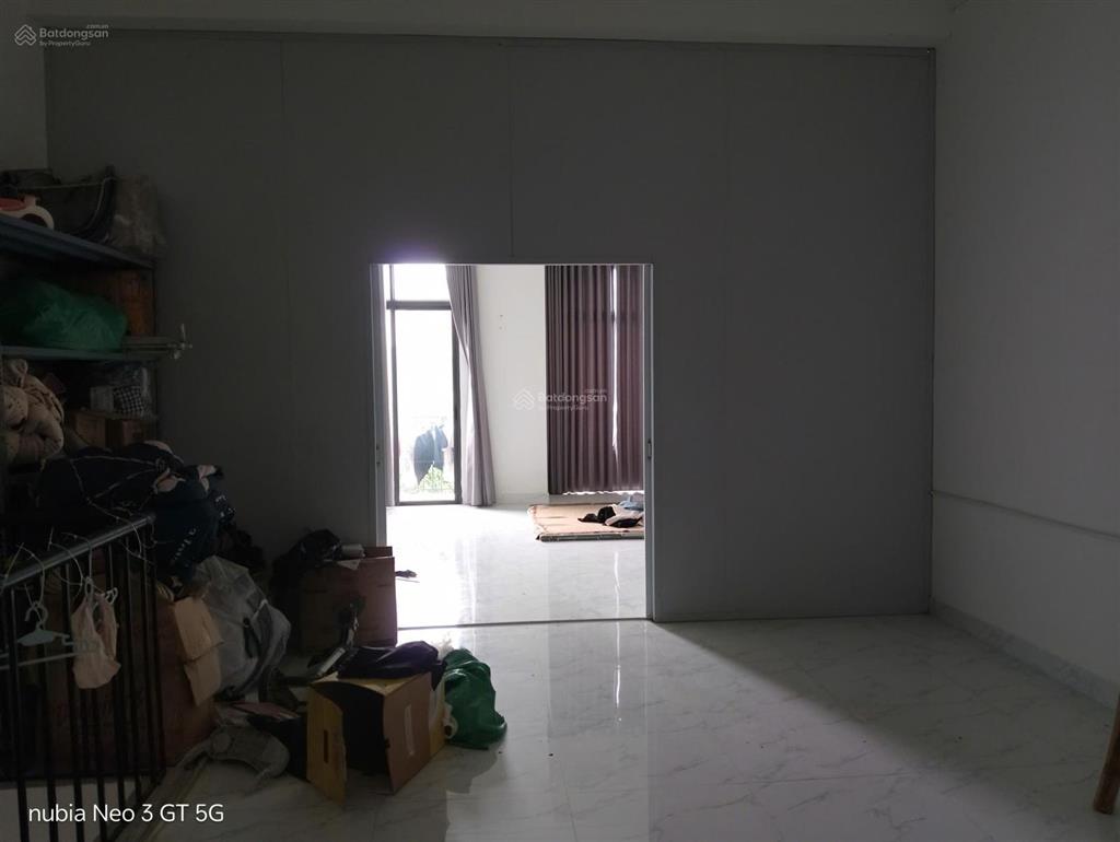 Cho thuê shophouse hoàn thiện 3 tầng 15 triệu tại vinhomes ocean park gia lâm, hà nội