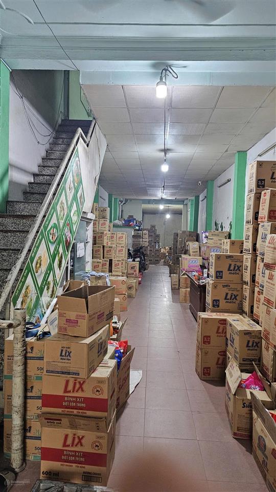 Bán nhà riêng khu bàu cát  giá rẻ nhất tân bình. 122m2 hẻm 6m, oto né nhau