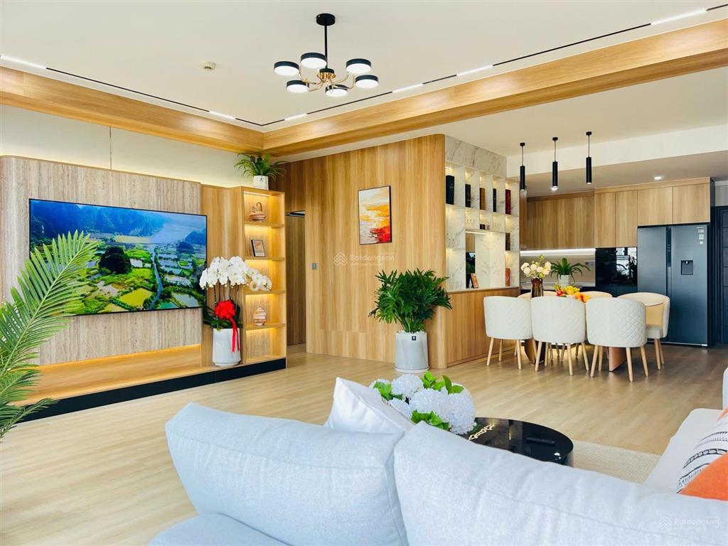 Cần cho thuê nhanh căn hộ scenic valley, pmh, q7 nhà đẹp, giá rẻ nhất
