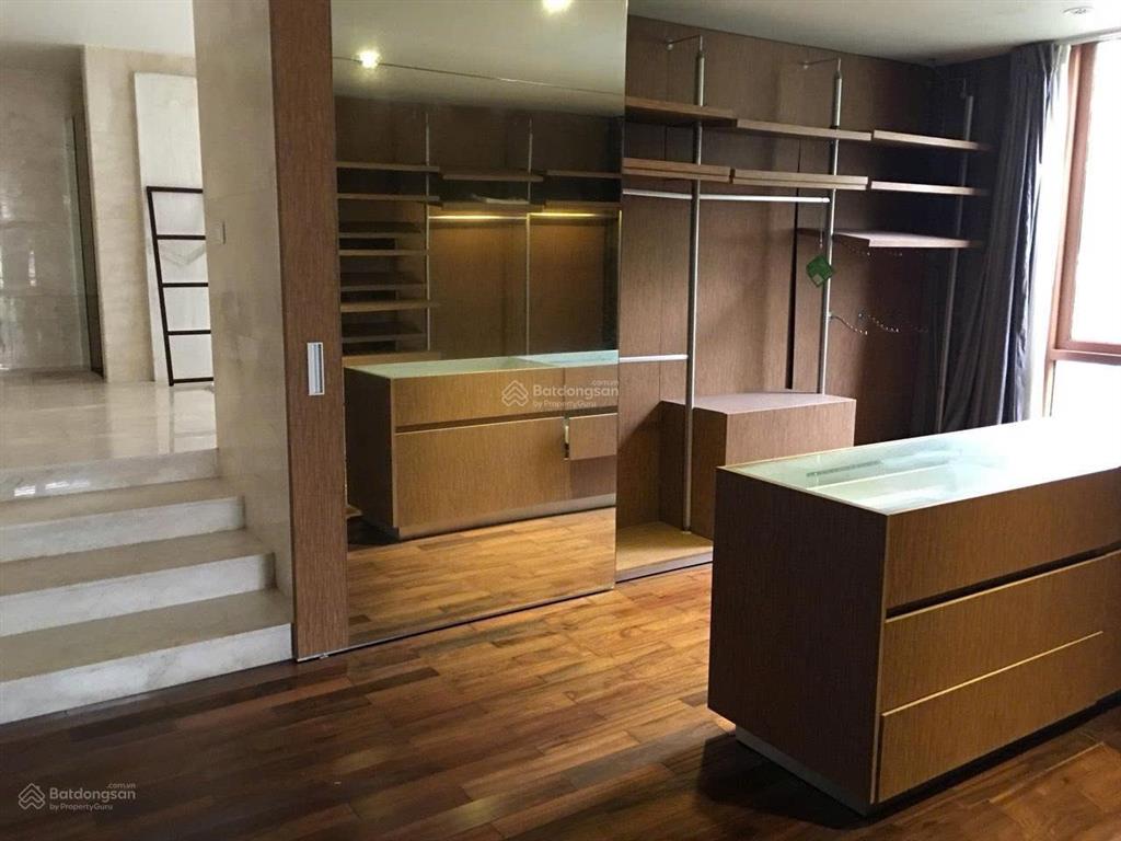 Cho thuê biệt thự phú mỹ vạn phát phú mỹ hưng q7 , có hồ bơi riêng biệt .