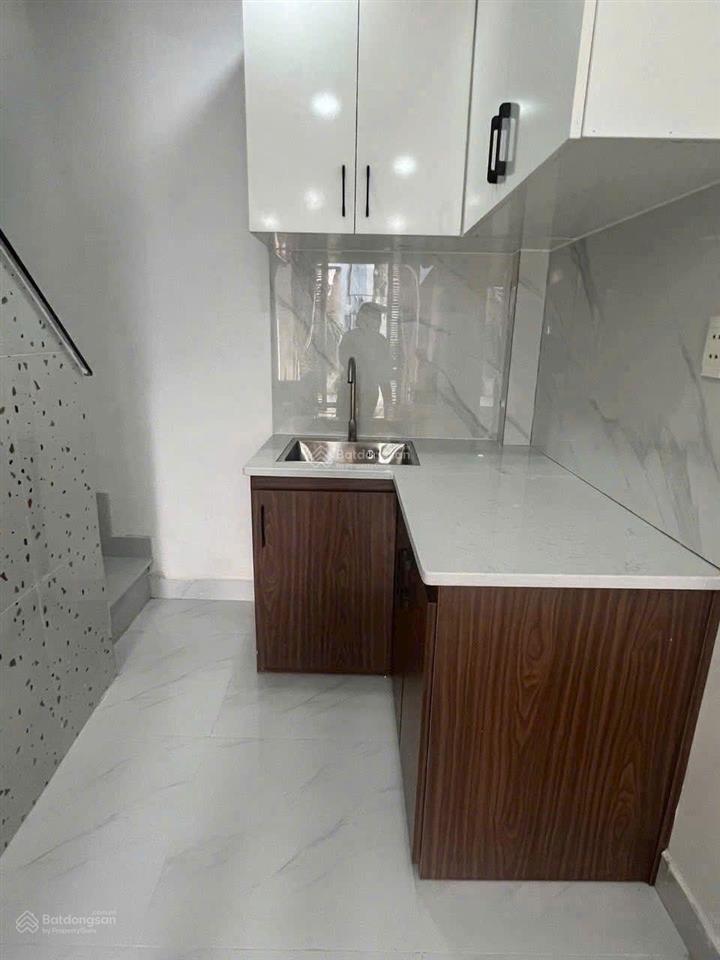 Nhà mới 2 tầng hẻm xe hơi 1 trục quang trung gò vấp  50m ra mặt tiền  vừa ở vừa kinh doanh