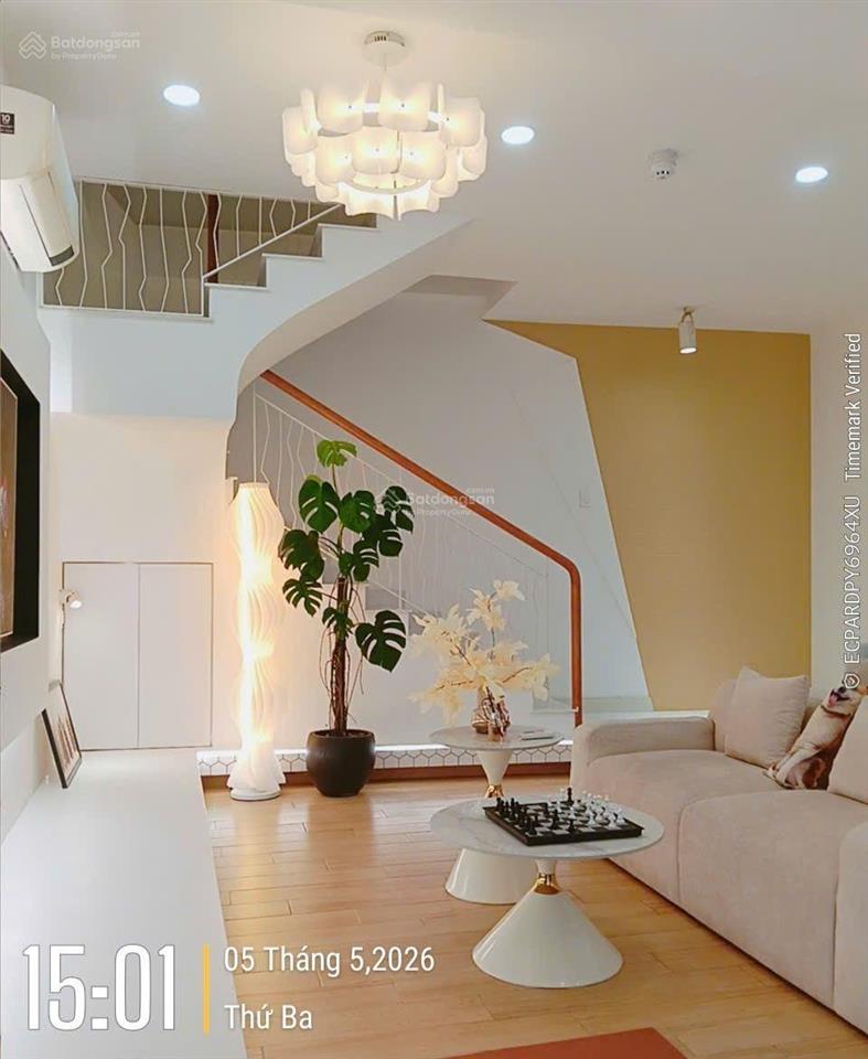 Đi bộ ra trường đhcn  ngay chợ gòn vấp  5.5 tỷ  3 tầng  3pn, phòng thờ, giặt phơi  36.6m2