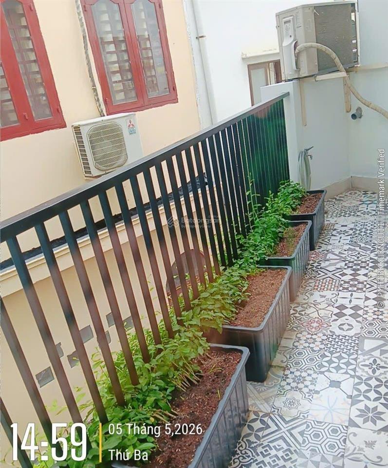 Đi bộ ra trường đhcn  ngay chợ gòn vấp  5.5 tỷ  3 tầng  3pn, phòng thờ, giặt phơi  36.6m2