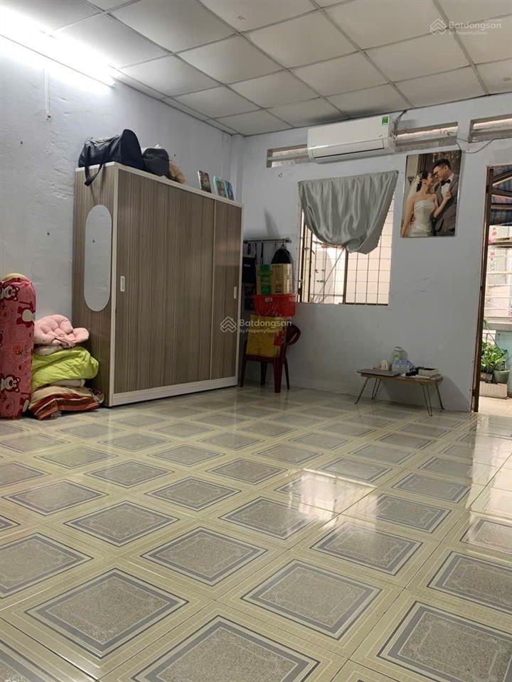 Chỉ 4.3 tỷ  nhà đẹp q12  hẻm ô tô đỗ cửa  có phòng ngủ trệt cho người lớn tuổi!