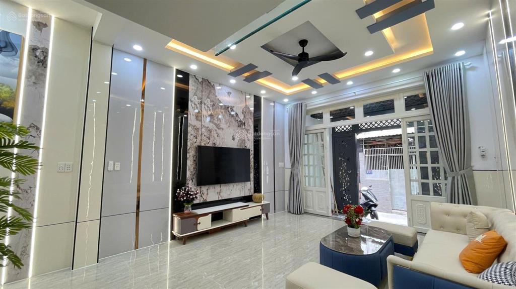Bán nhà đẹp đường 45 p14 gò vấp  60.8m 2 tầng btct  sát emart phan huy ích