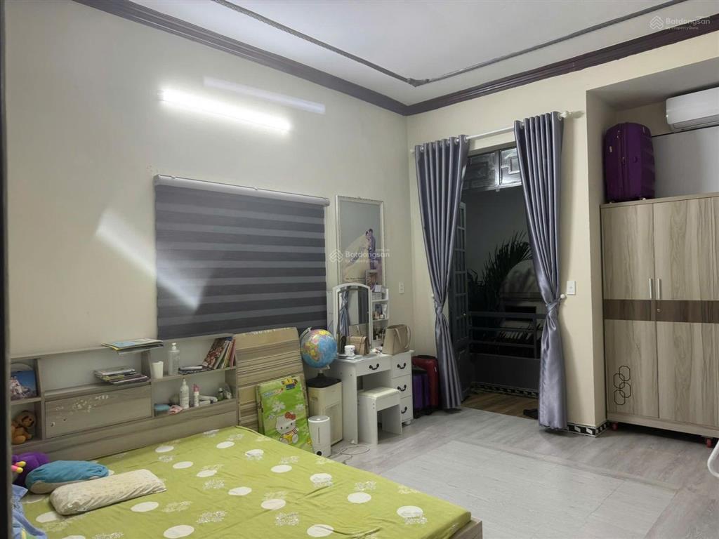 Bán nhà đẹp phạm văn bạch  p. tân sơn  tân bình  ô tô đỗ cửa  sổ sẵn sàng