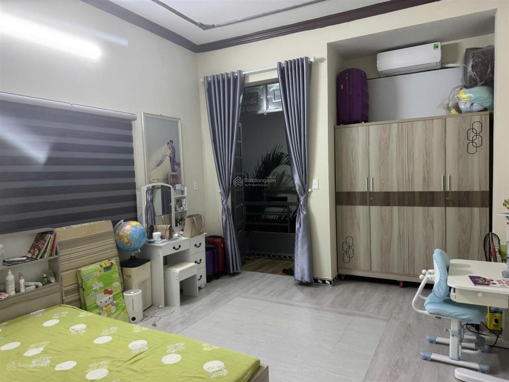 Bán nhà đẹp phạm văn bạch  p. tân sơn  tân bình  ô tô đỗ cửa  sổ sẵn sàng