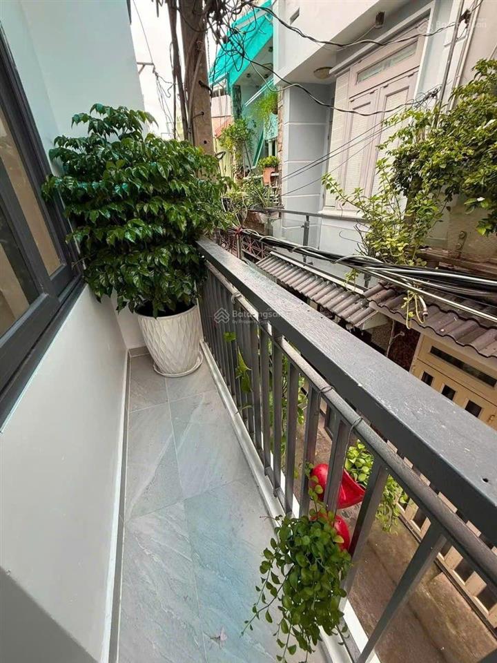 Bán nhà đẹp vào ở ngay p15 tân bình  cách hẻm xe hơi 20m  giá 4.3 tỷ