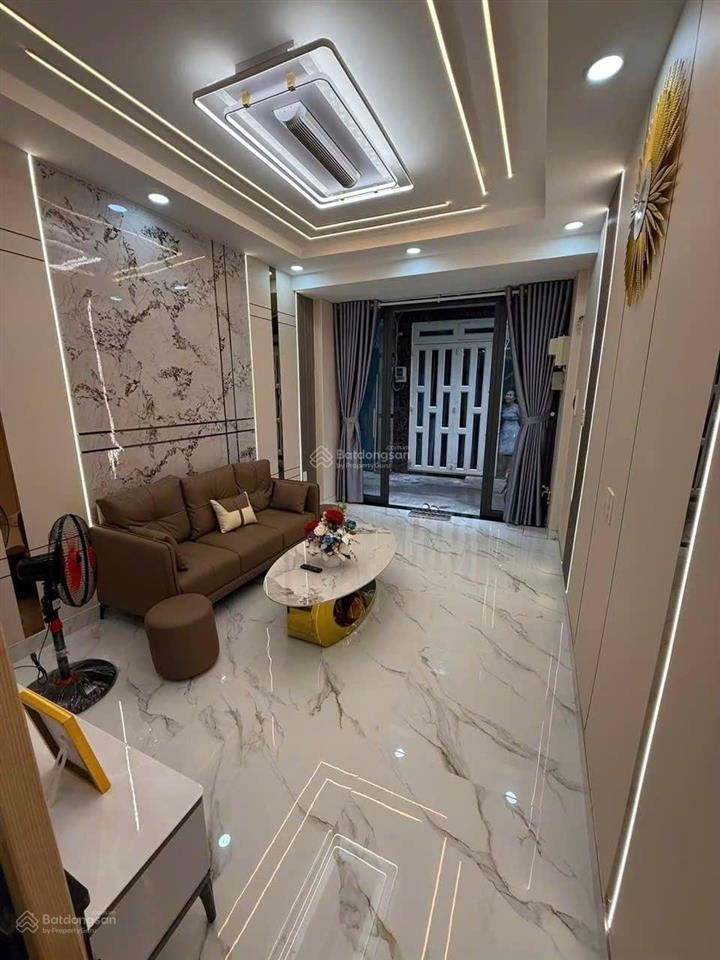 Bán nhà đẹp vào ở ngay p15 tân bình  cách hẻm xe hơi 20m  giá 4.3 tỷ