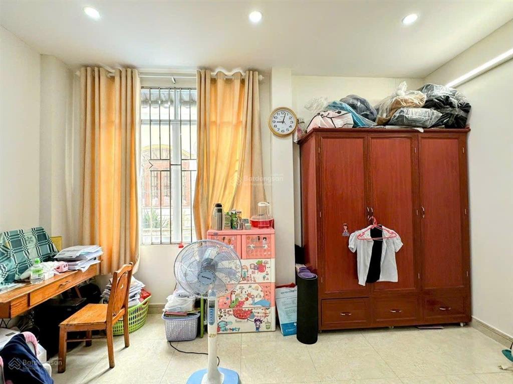 Chính chủ gửi bán nhà ngang 6.5m hiếm có 3 tầng st đường 21 p8 gò vấp hẻm ô tô sát quang trung