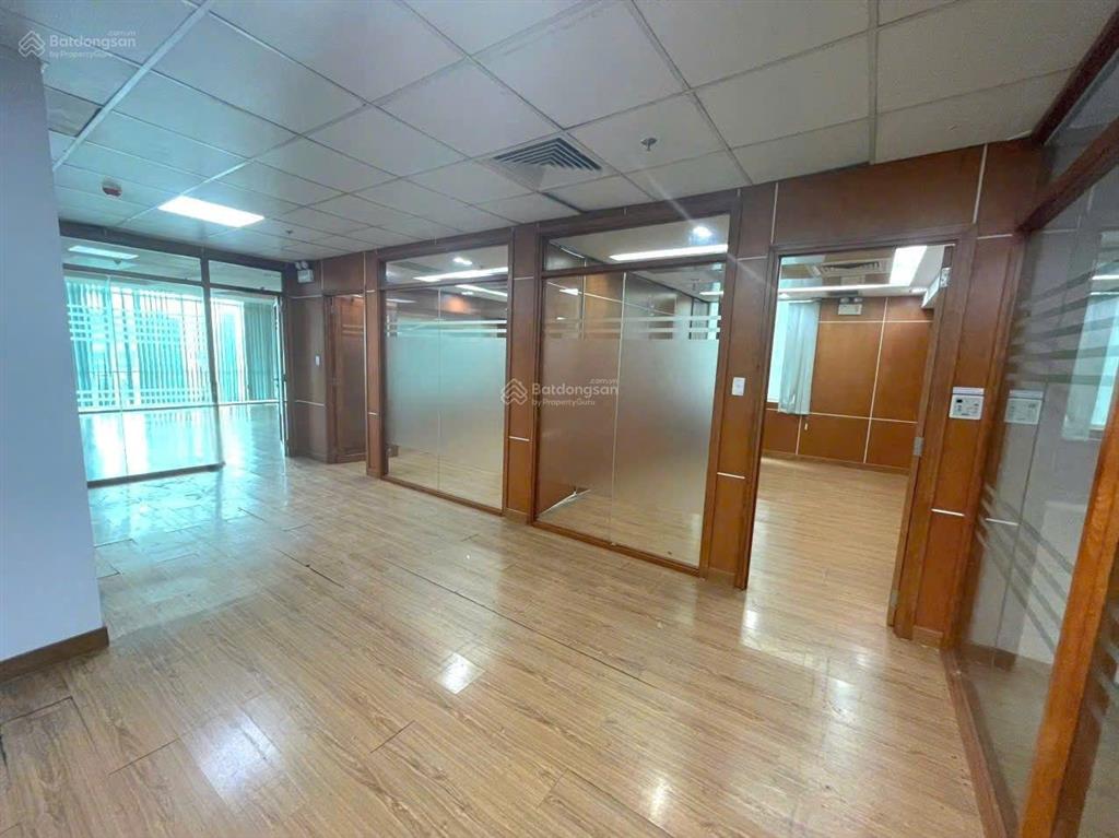Hàng hiếm tại phường 25, bình thạnh, cho thuê văn phòng 300m2, 280 nghìn / m2