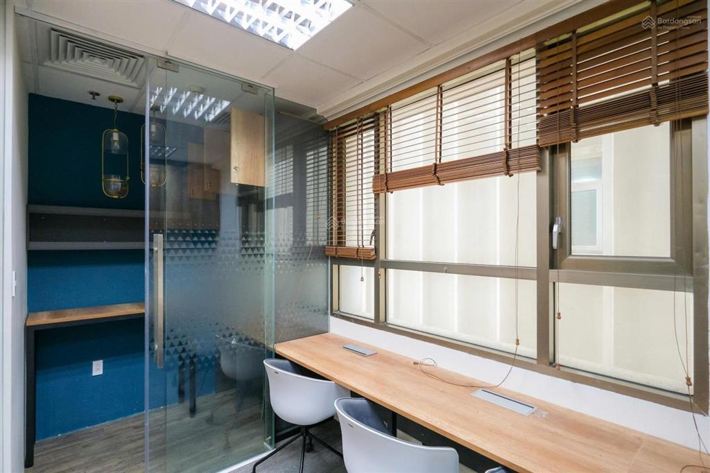 Hàng hiếm tại phường 25, bình thạnh, cho thuê văn phòng 300m2, 280 nghìn / m2