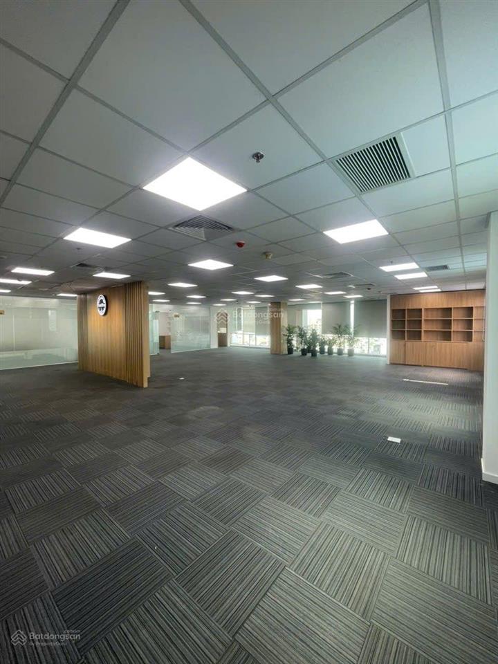 Hàng hiếm tại phường 25, bình thạnh, cho thuê văn phòng 300m2, 280 nghìn / m2