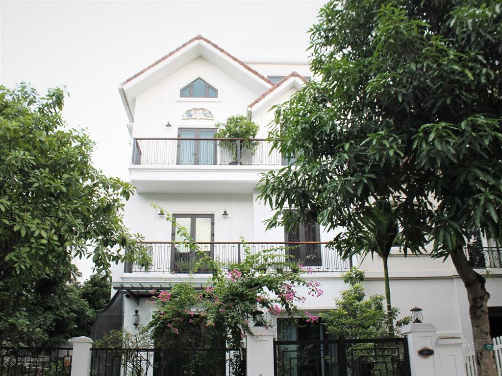 Siêu biệt thự 193 hoa lan p2 q.phú nhuận, dt 8x18m  dtcn 144m24 tầng giá 52,8 tỷ  0909 441 ***