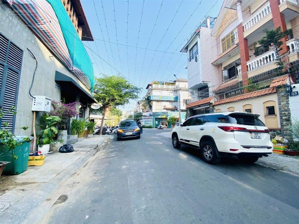 Siêu biệt thự 193 hoa lan p2 q.phú nhuận, dt 8x18m  dtcn 144m24 tầng giá 52,8 tỷ  0909 441 ***