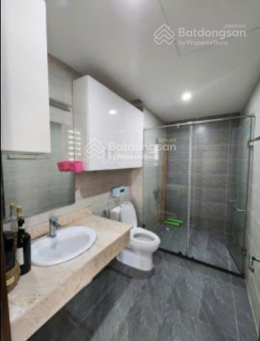 Chính chủ bán gấp căn 3 ngủ tầng đẹp view công viên, 2 ban công