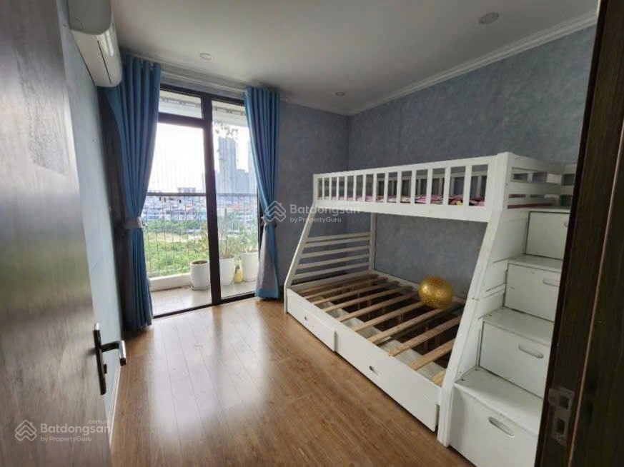 Chính chủ bán gấp căn 3 ngủ tầng đẹp view công viên, 2 ban công