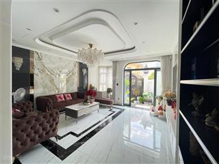 Bán biệt thự đẳng cấp 5 sao, 163m2, lô góc full nội thất cao cấp 23 tỷ, kdc bình hưng