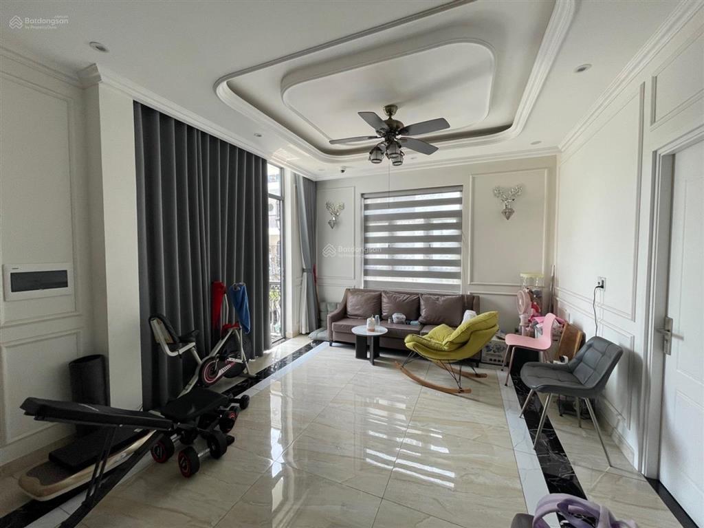 Bán biệt thự đẳng cấp 5 sao, 163m2, lô góc full nội thất cao cấp 23 tỷ, kdc bình hưng