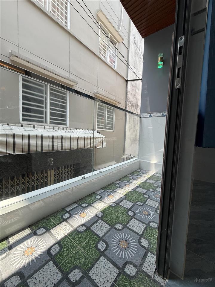 Quận 5 kế đh y dược, chợ rẫy 29m2 3 tầng, hẻm 3m thẳng trục.