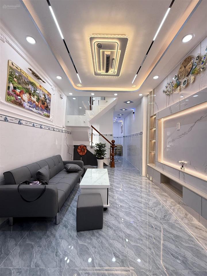 Quận 5 kế đh y dược, chợ rẫy 29m2 3 tầng, hẻm 3m thẳng trục.