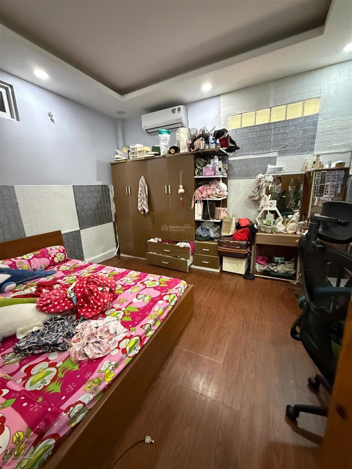 Tùng thiện vương quận 8, ngay cầu chà và sát q5  43m2 3 tầng hẻm 4m