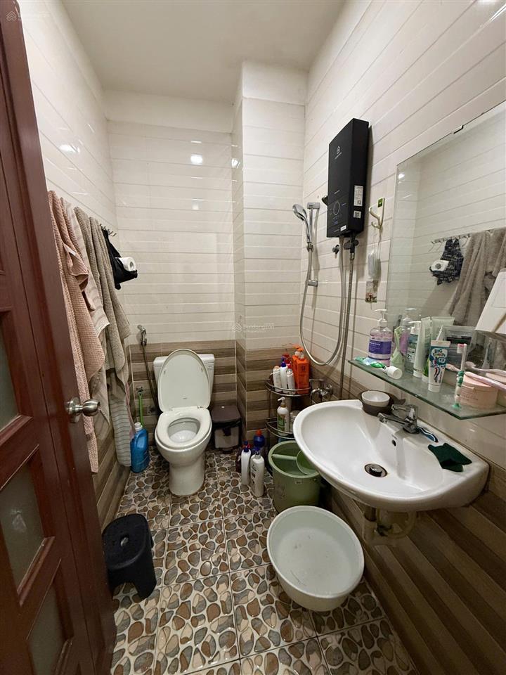 Tùng thiện vương quận 8, ngay cầu chà và sát q5  43m2 3 tầng hẻm 4m