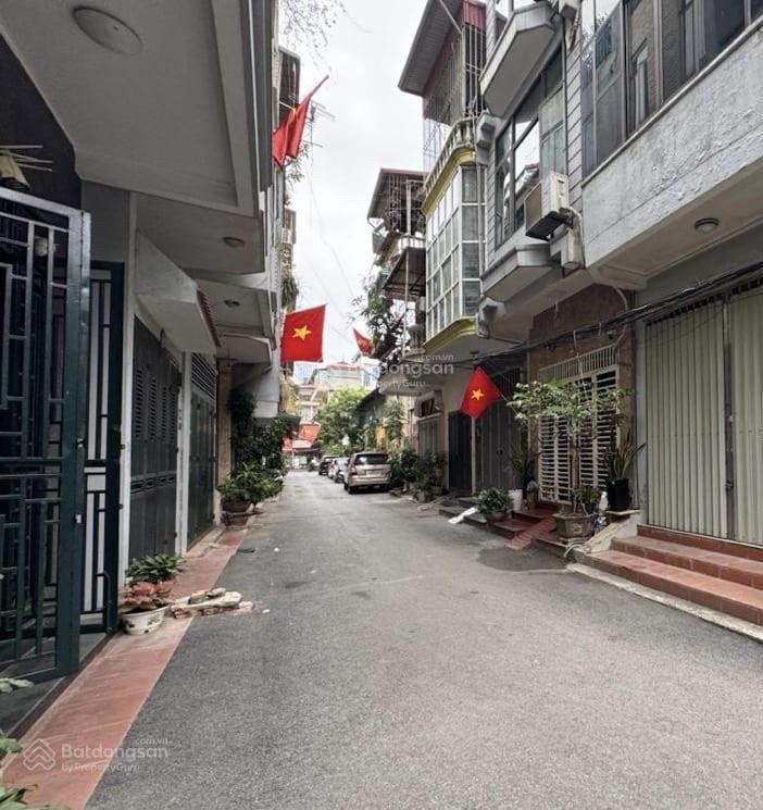 Nhỉnh 11 tỷ  lô góc  phố lương ngọc quyến  42m  phân lô oto tránh  kinh doanh. cc 0969 139 ***