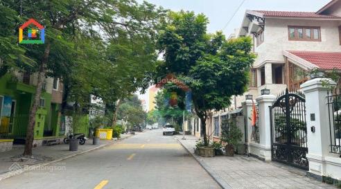 Phòng bán hàng kđt văn quán lk, tt, bt 75m2 vị trí đẹp  kd  giá đt chỉ 18 tỷ. cc 096913949