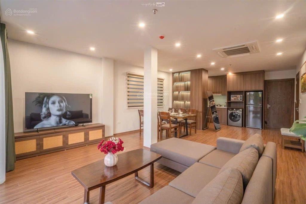 Bán toà chdv mặt phố vũ miên, tây hồ 130m2 x 8t, lô góc, view hồ tây, dòng tiền 150 triệu/th