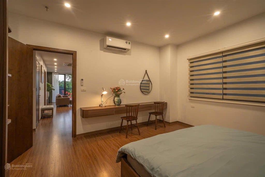 Bán toà chdv mặt phố vũ miên, tây hồ 130m2 x 8t, lô góc, view hồ tây, dòng tiền 150 triệu/th